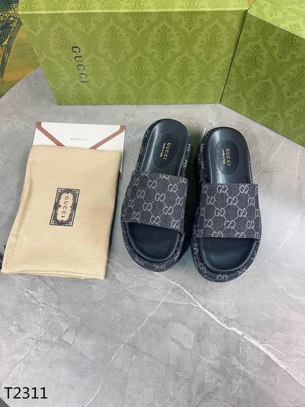 Gucci Men's Slippers 7